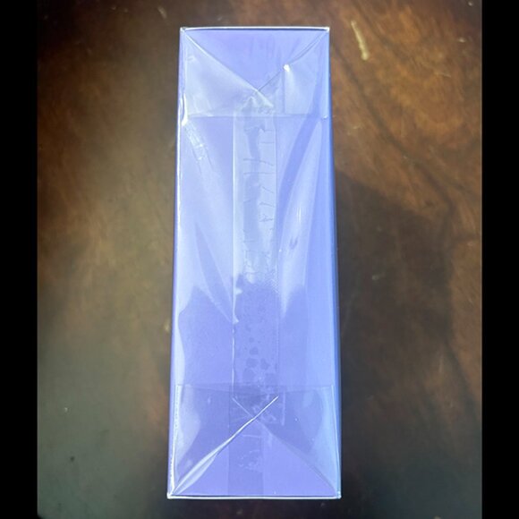 Vince Camuto Femme Parfum - Picture 4 of 4